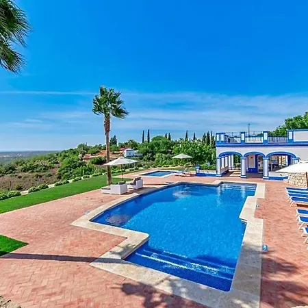 Sleeps 12 Pool Air Con Wifi *