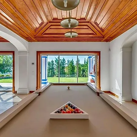 Sleeps 12 Pool Air Con Wifi Villa *