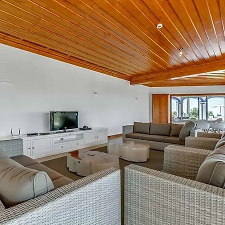 Sleeps 12 Pool Air Con Wifi Boliqueime
